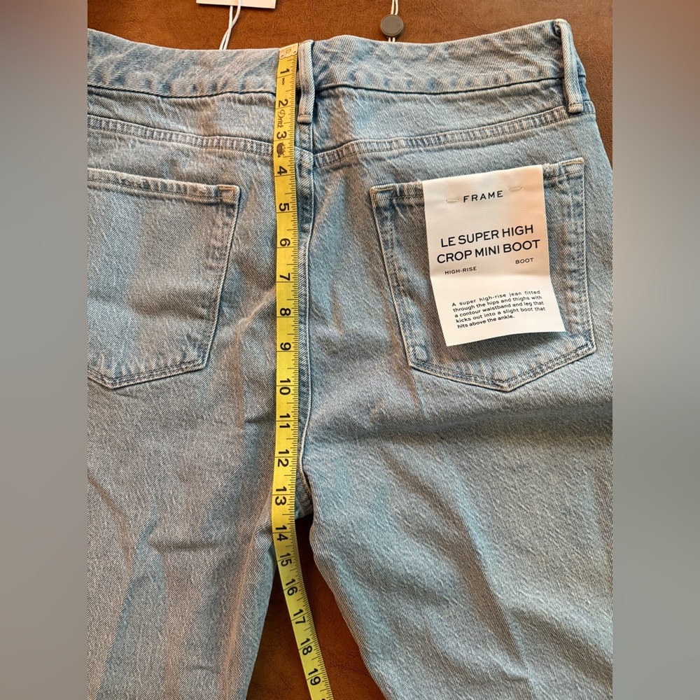 FRAME Le Super High Crop Bootcut Jeans Distressed Raw Hem Size 31 NWT $320 MSRP - Picture 9 of 10